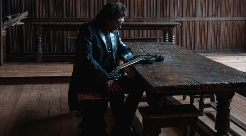 TONY IOMMI “FROM THE DARK” El nuevo álbum del legendario guitarrista de Black Sabbath TONY IOMMI “FROM THE DARK” El nuevo álbum del legendario guitarrista de Black Sabbath